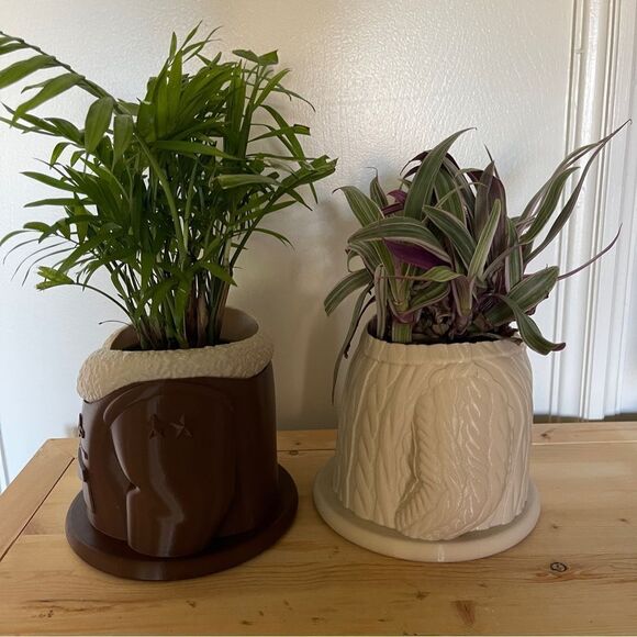 Cozy Duo: Cable Sweater & Aviator Jacket Planter Set - Perfect Grandma & Grandpa - Picture 3 of 14